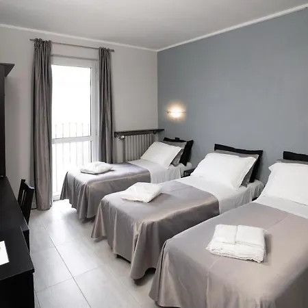J Hotel