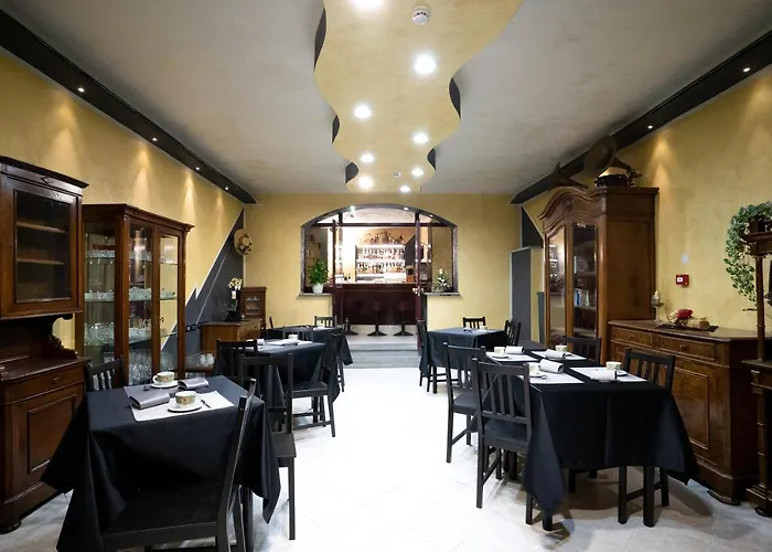 J 酒店